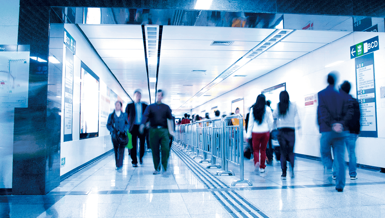 Suited for guiding flow direction in transport hubs or public venues.
